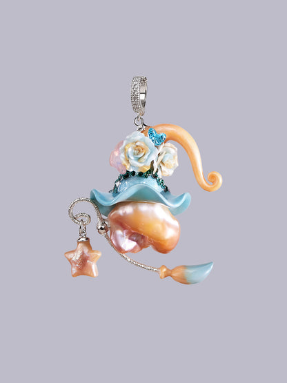 Hat Charms – Hand-Sculpted Mini Hat Pearl Necklace 705