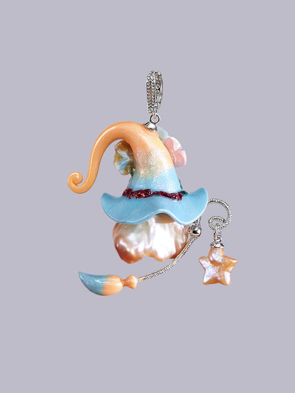 Hat Charms – Hand-Sculpted Mini Hat Pearl Necklace 705