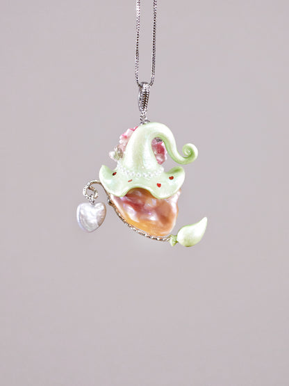 Hat Charms – Hand-Sculpted Mini Hat Pearl Necklace 715