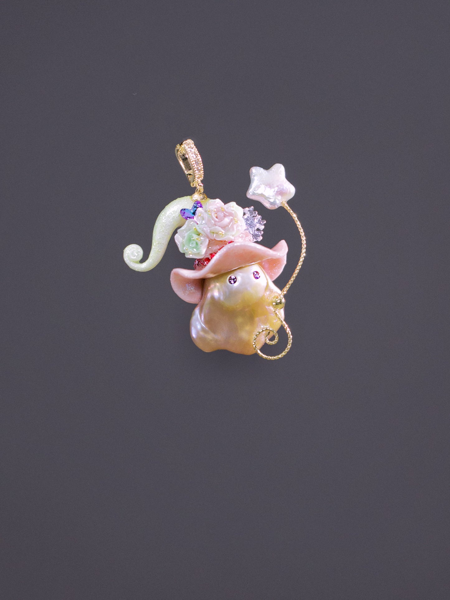 Hat Charms – Hand-Sculpted Mini Hat Pearl Necklace 897