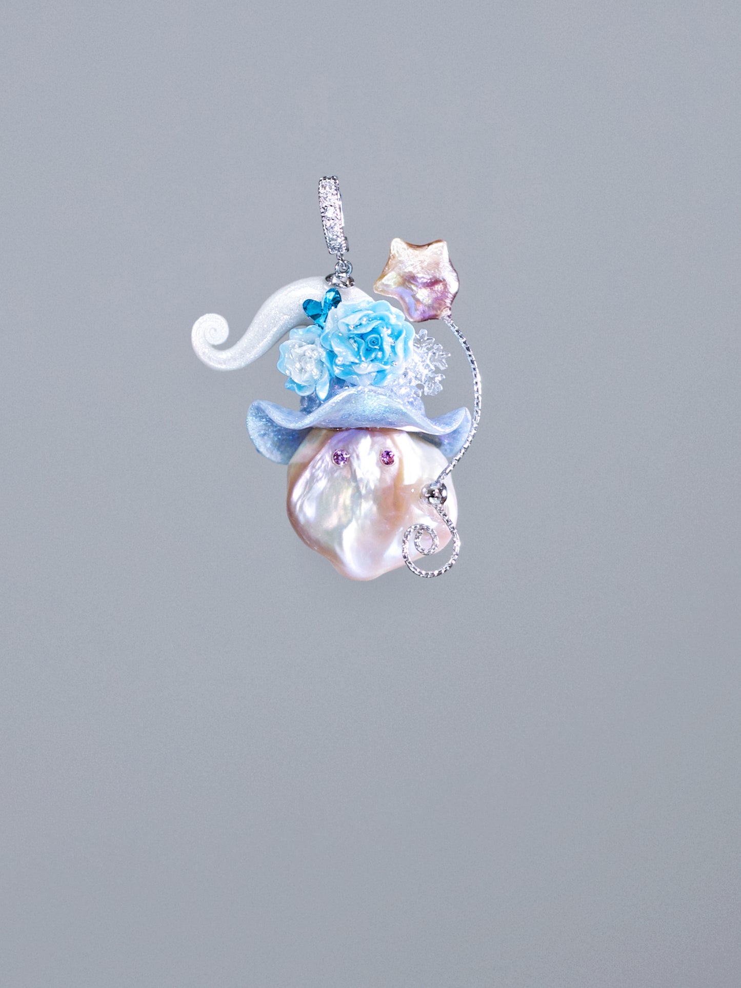 Hat Charms – Hand-Sculpted Mini Hat Pearl Necklace 917