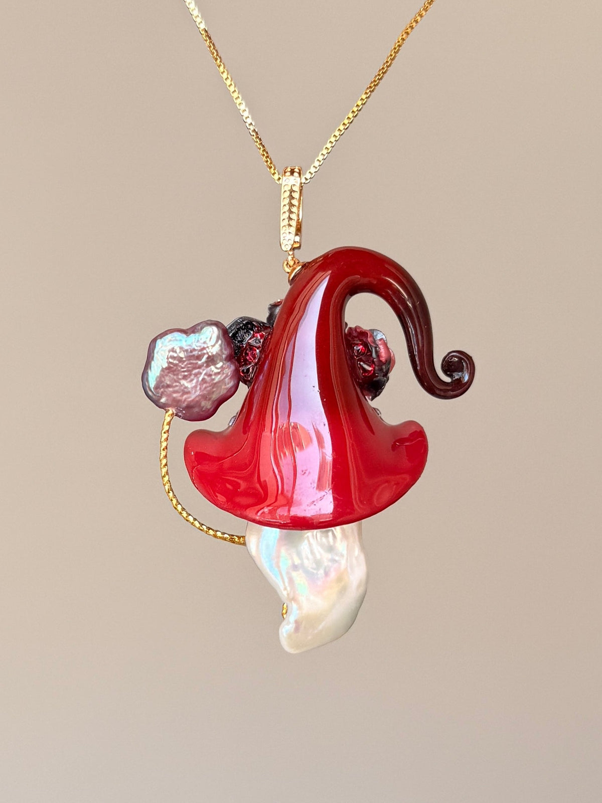 Crimson Coffin Sprite Baroque Pearl Necklace SKUE1223