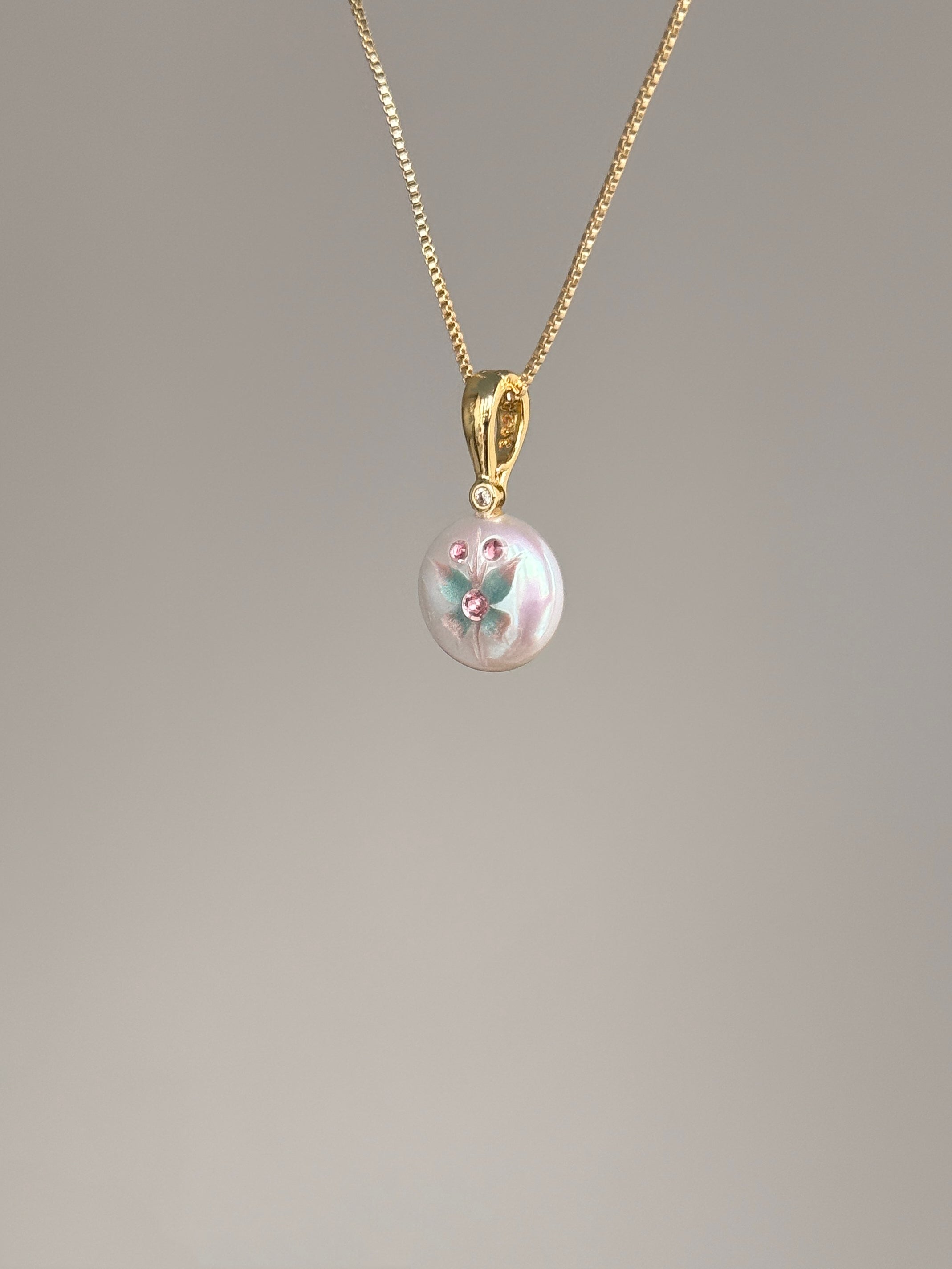 Butterfly Glow Button Baroque Pearl Necklace SKUO13