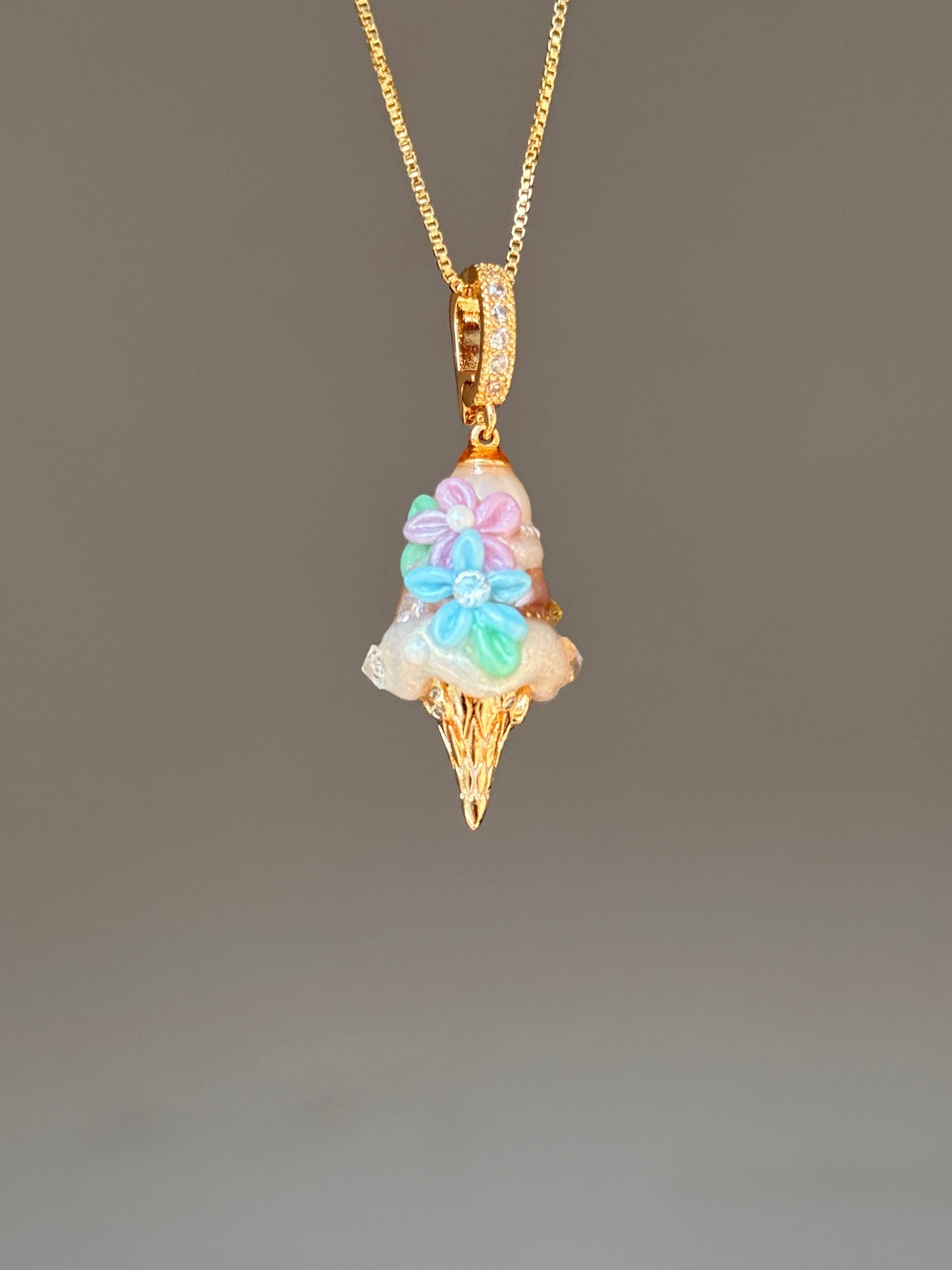 Pastel Petal Scoop Baroque Pearl Necklace SKUCR14