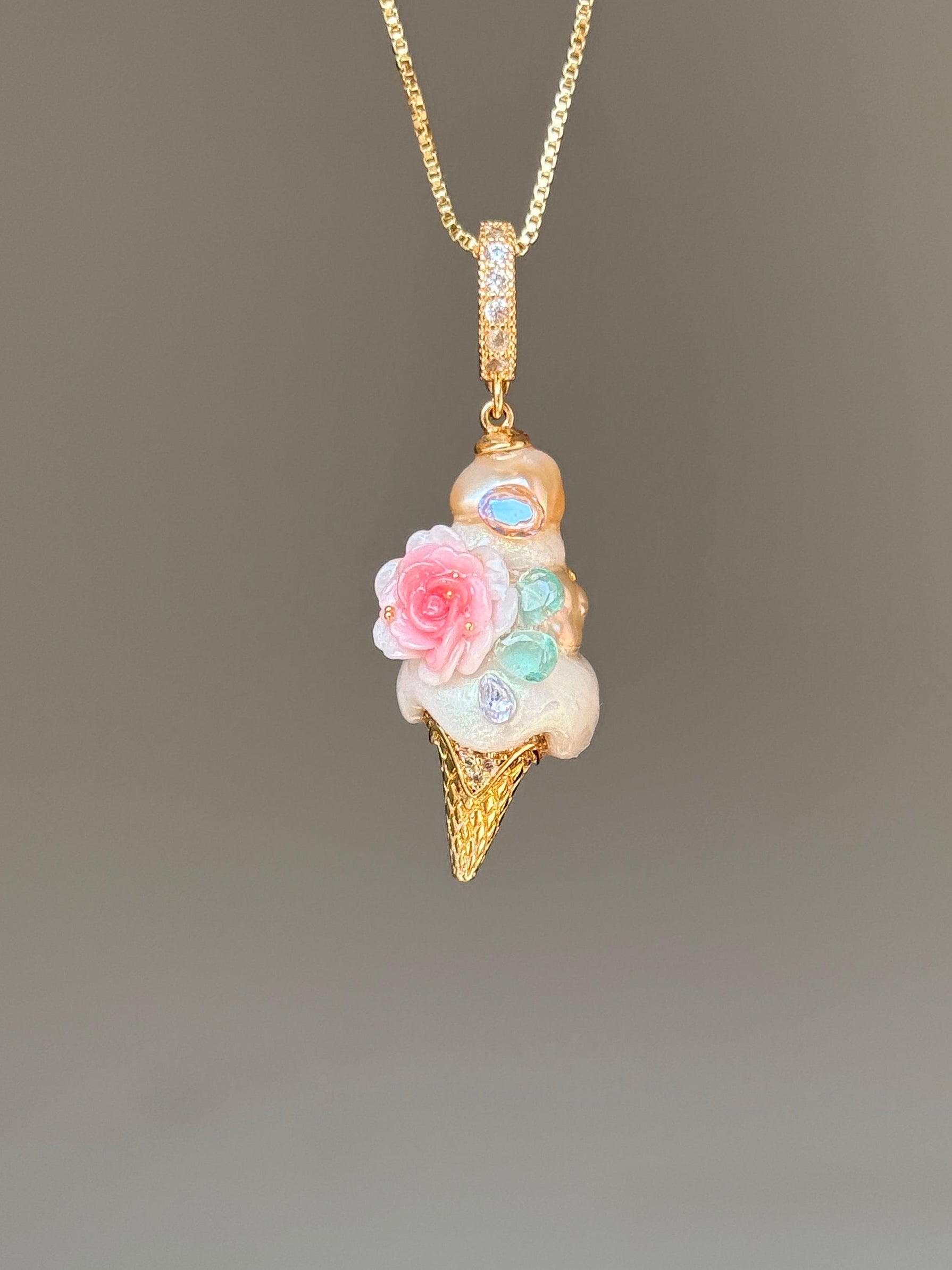 Pink Rosette Scoop Baroque Pearl Necklace SKUCR26