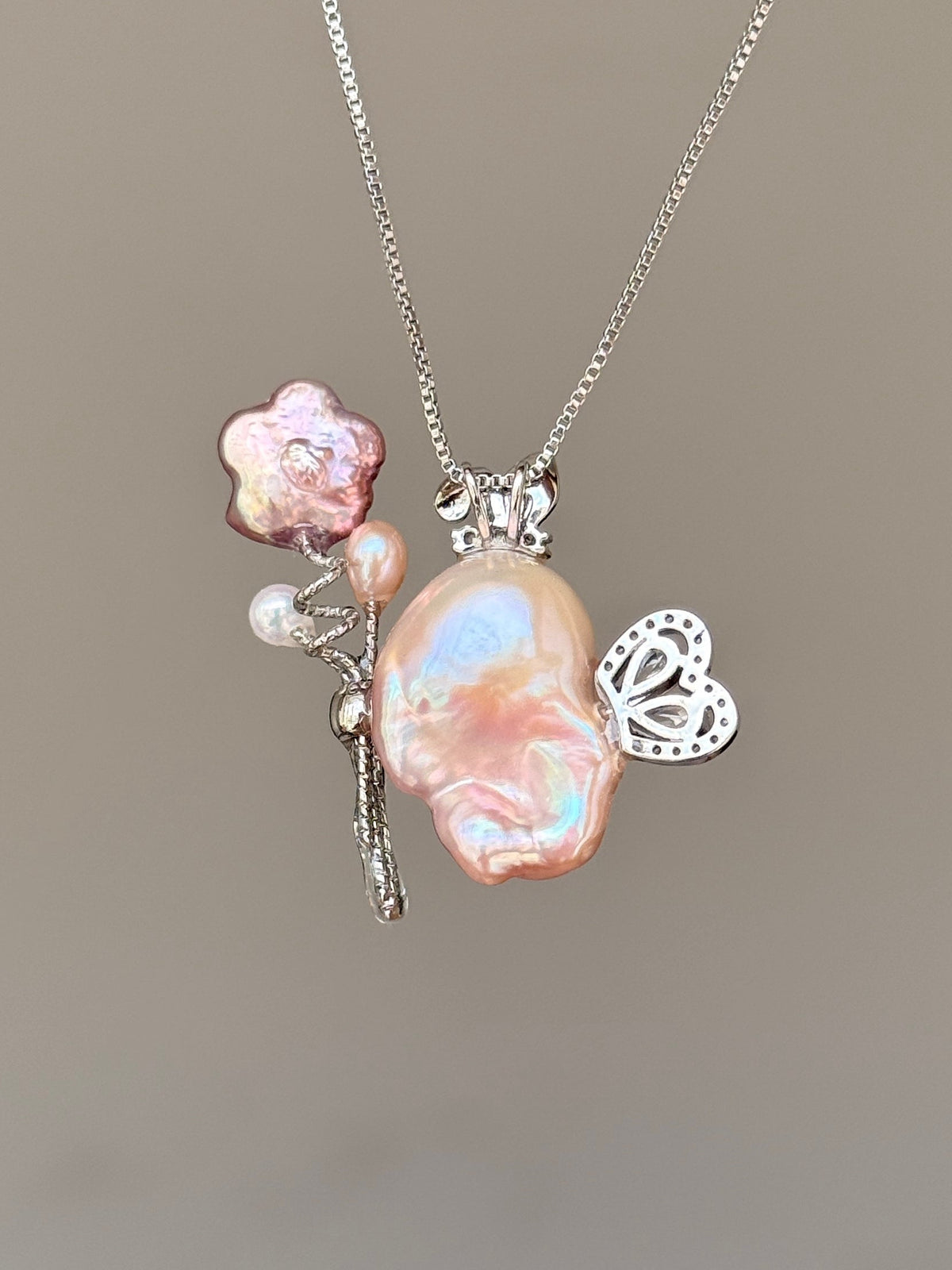 Star Balloon Butterfly Bunny Baroque Pearl Necklace SKUE223