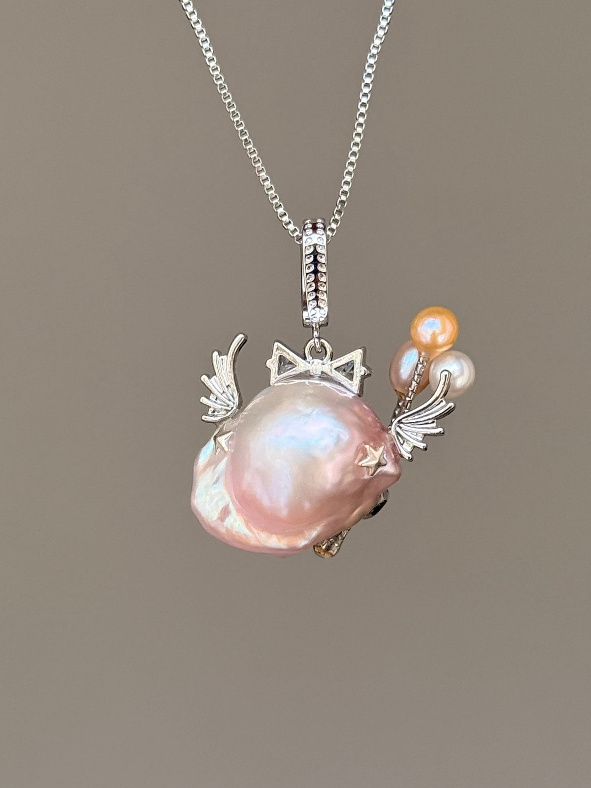 Balloon Wing Sprite Baroque Pearl Necklace SKUE335