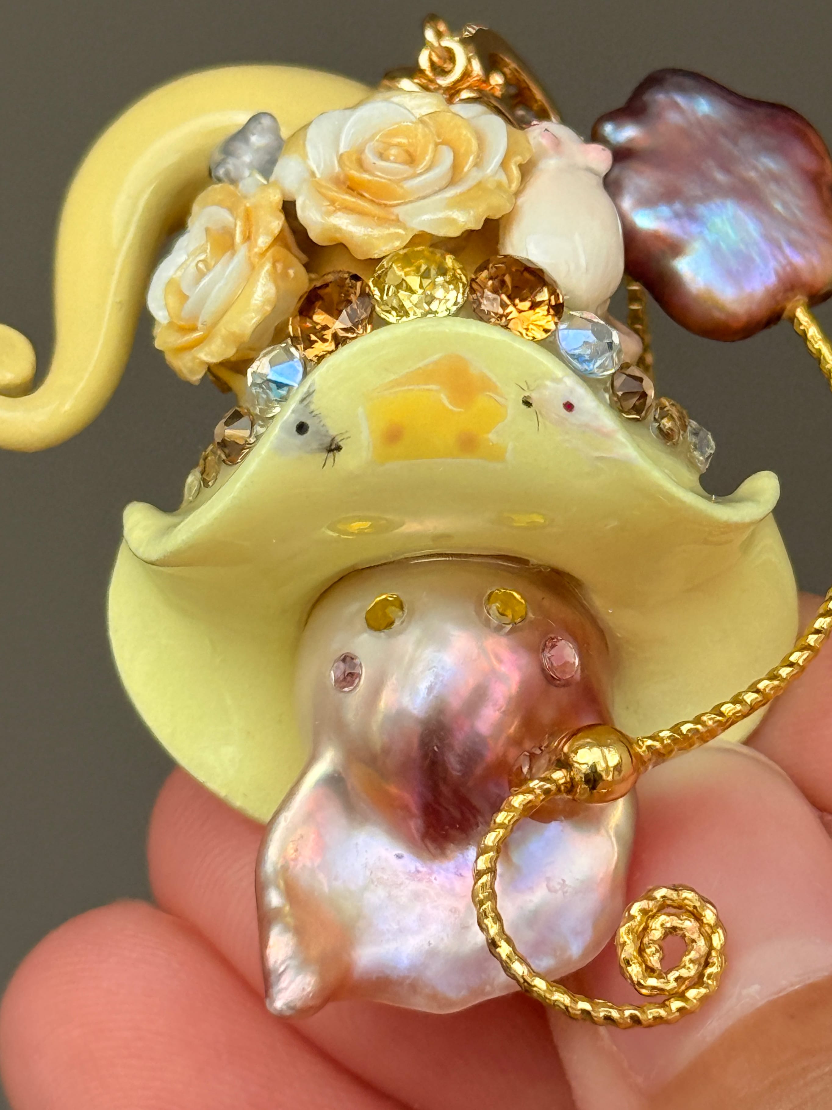 Cheese Mouse Garden Baroque Pearl Necklace SKUE1303