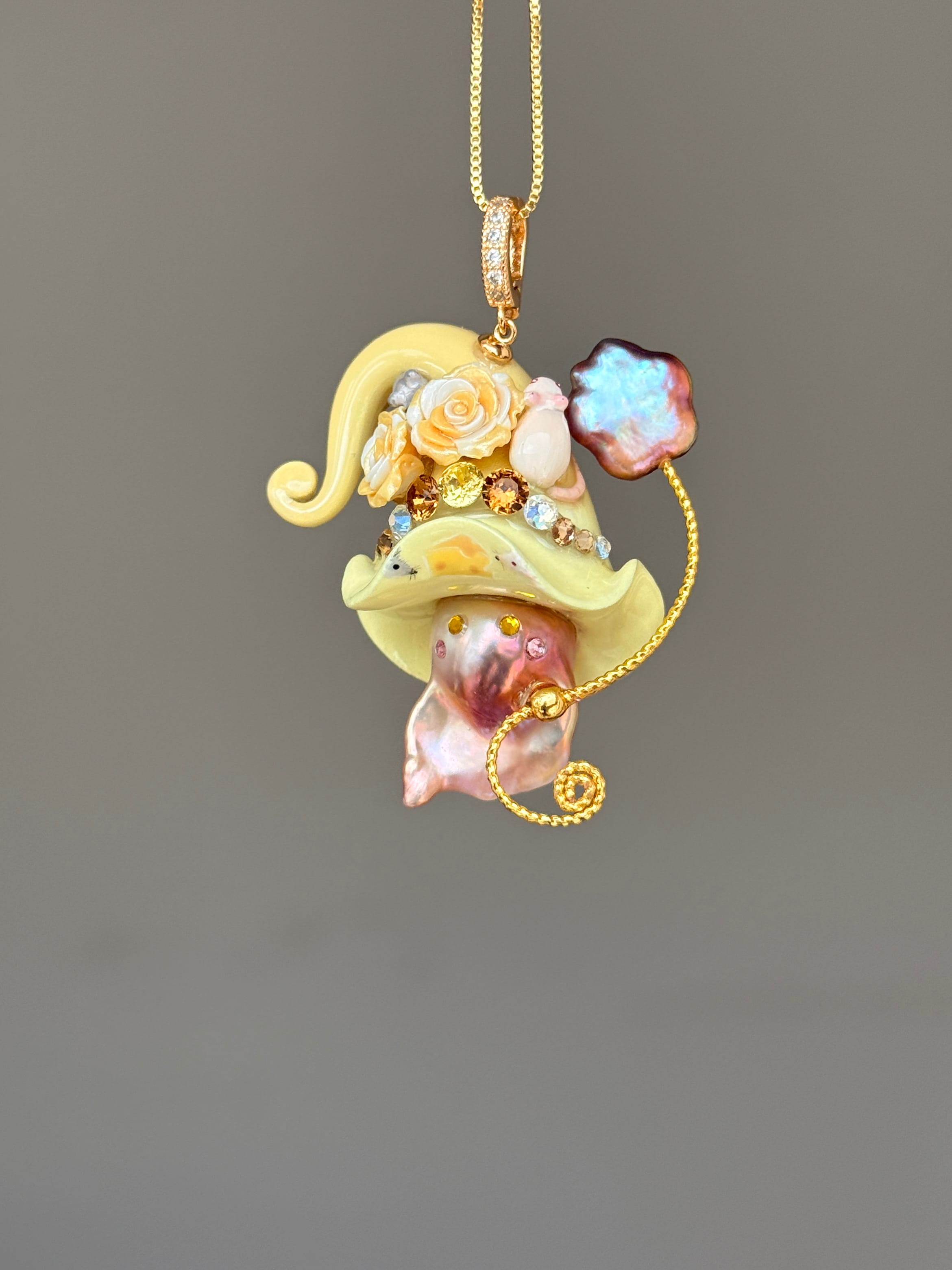 Cheese Mouse Garden Baroque Pearl Necklace SKUE1303