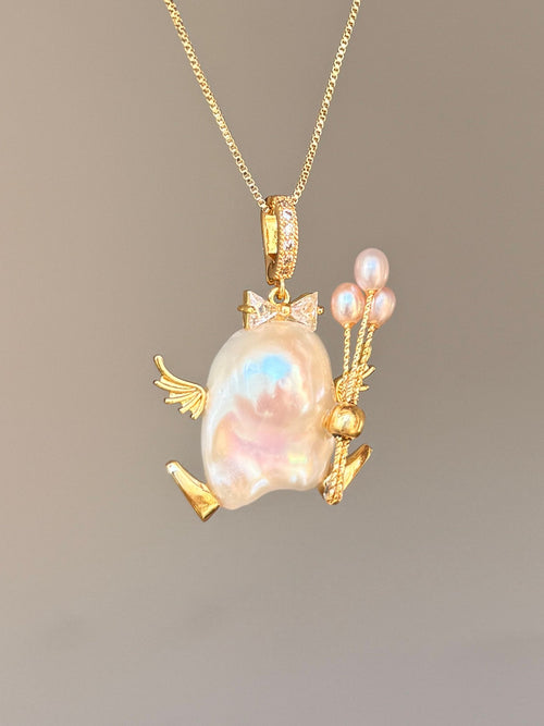 Balloon Wing Walker Baroque Pearl Necklace SKUE1293