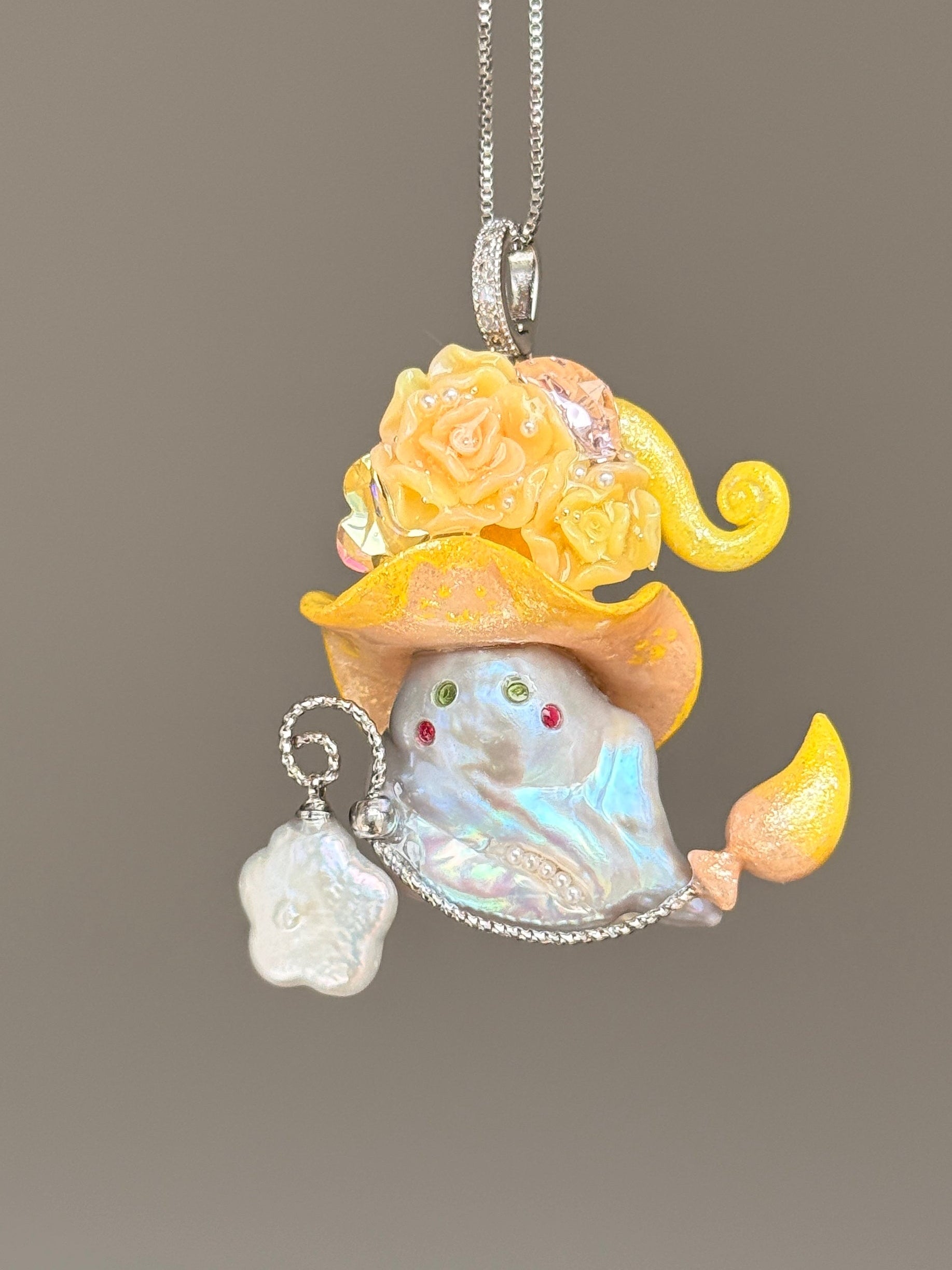 Golden Cat Motif Baroque Pearl Necklace SKUE1371