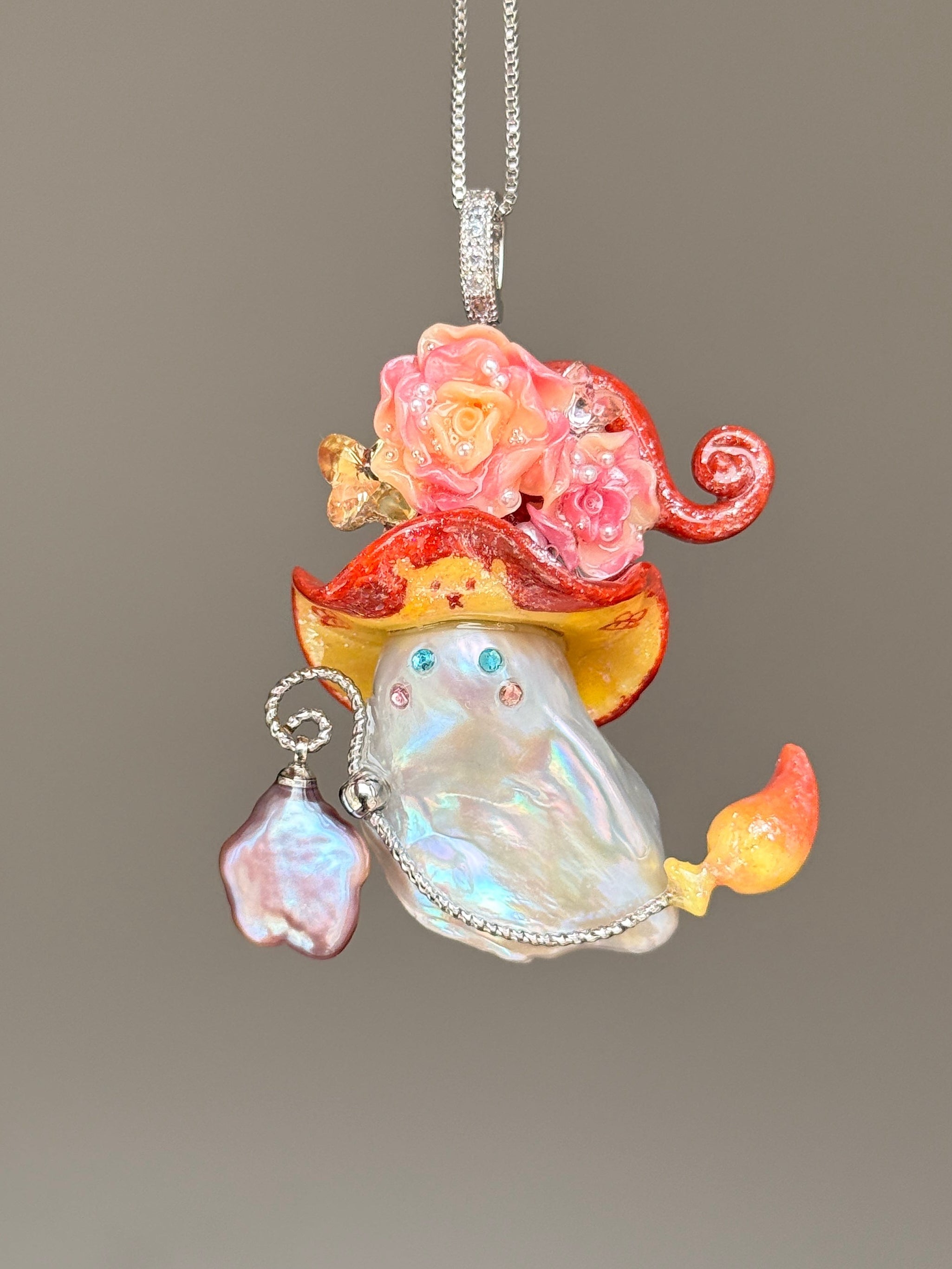 Honey Bear Motif Baroque Pearl Necklace SKUE1372