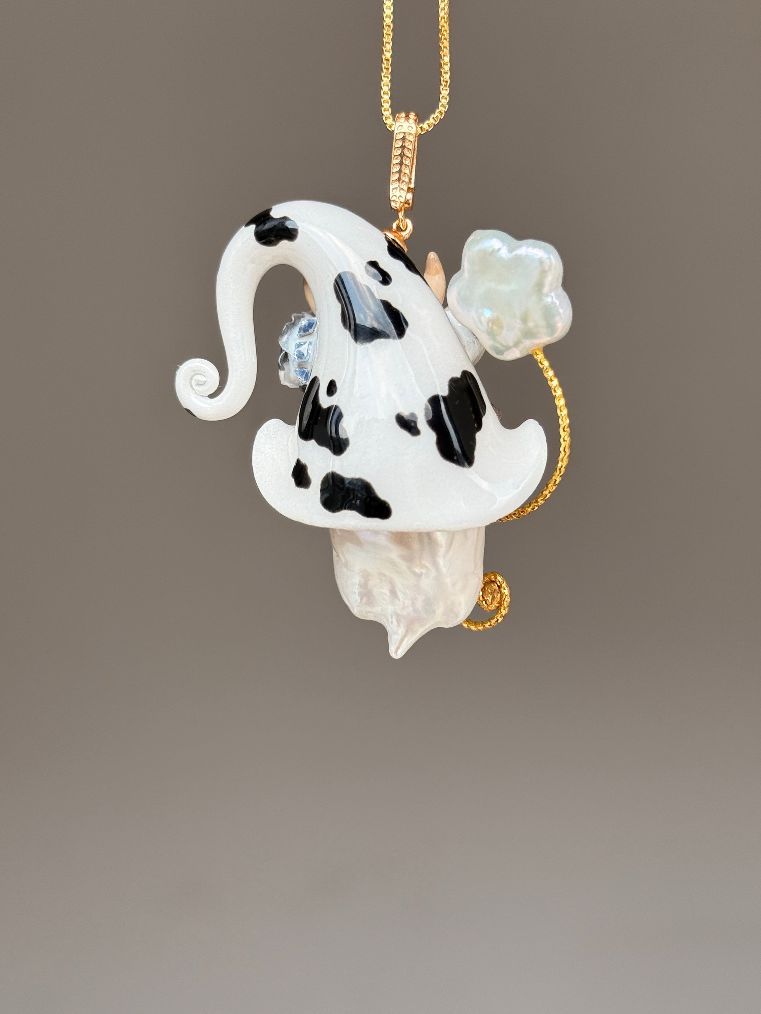 Little Cow Sprite Baroque Pearl Necklace SKUE1234