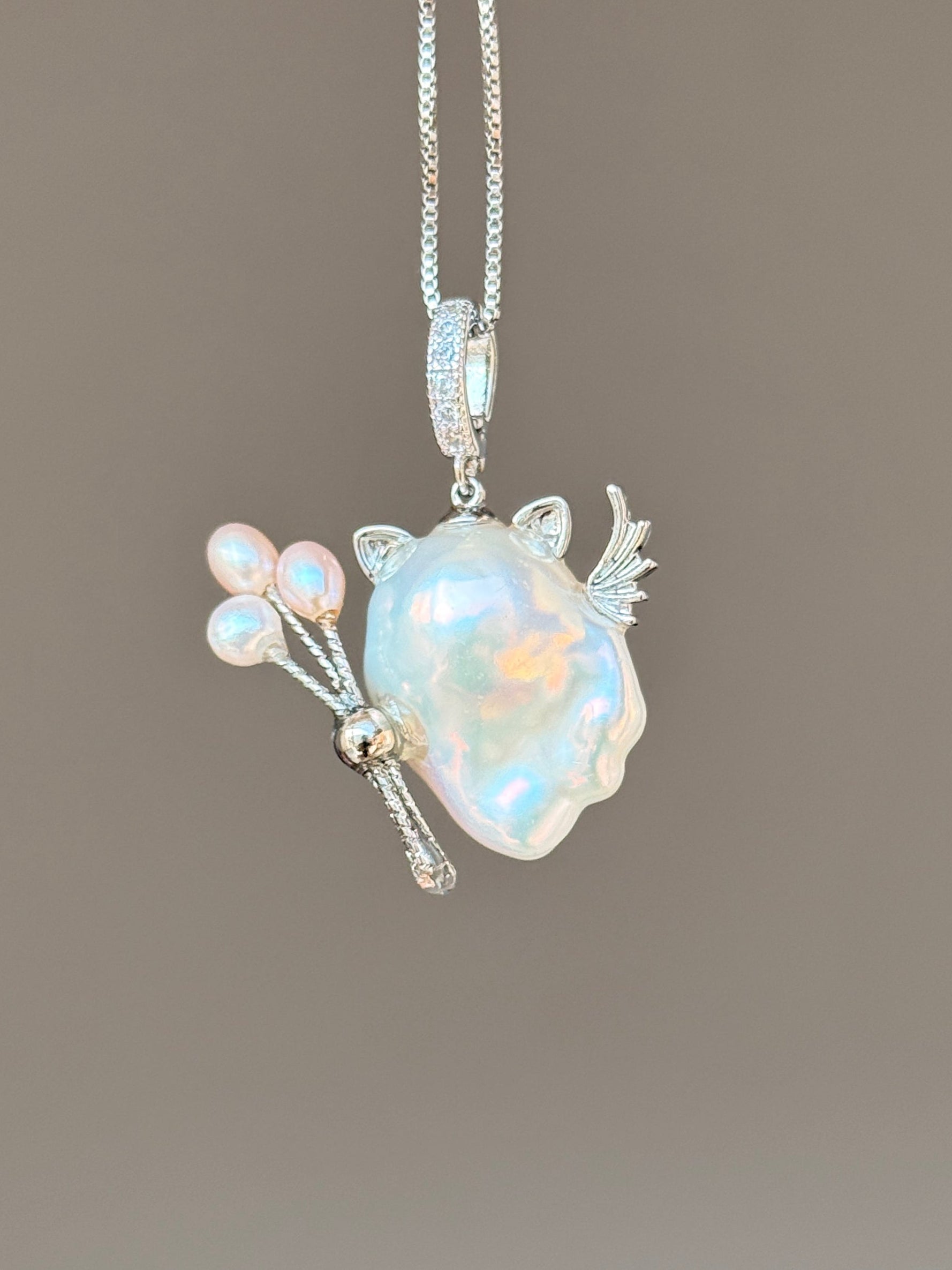 Pearl Kitty Sprite Baroque Pearl Necklace SKUE1200
