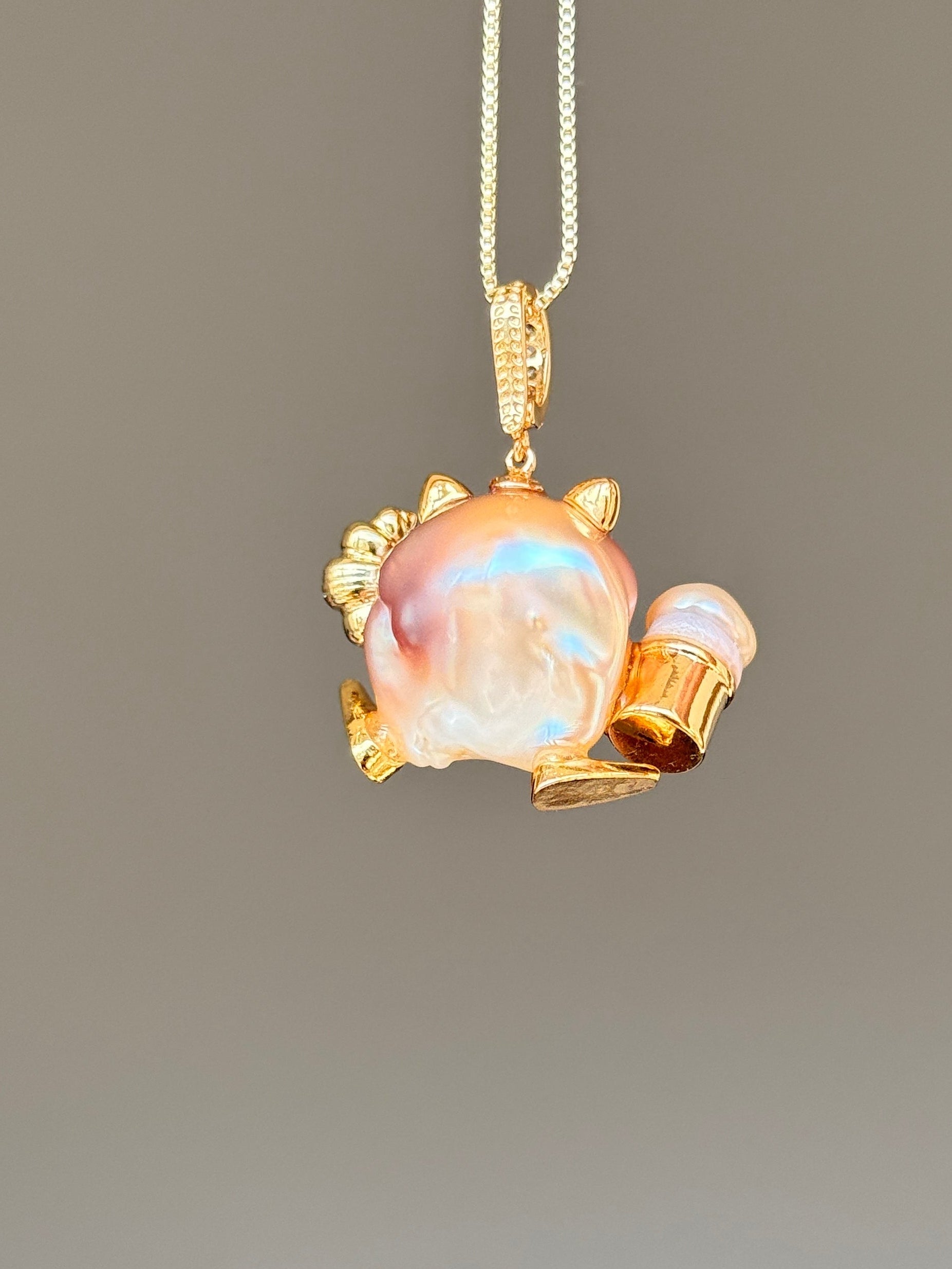 Croissant Kitty Baroque Pearl Necklace SKUE911