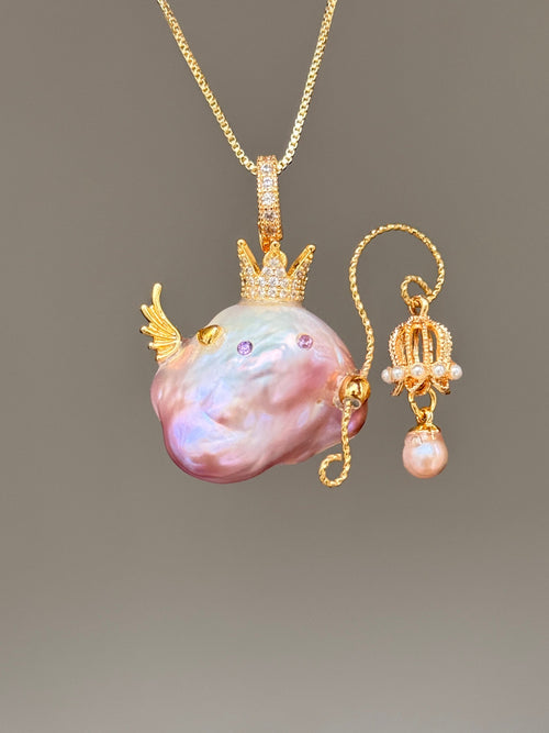 Crowned Birdcage Sprite Baroque Pearl Necklace SKU823P1083