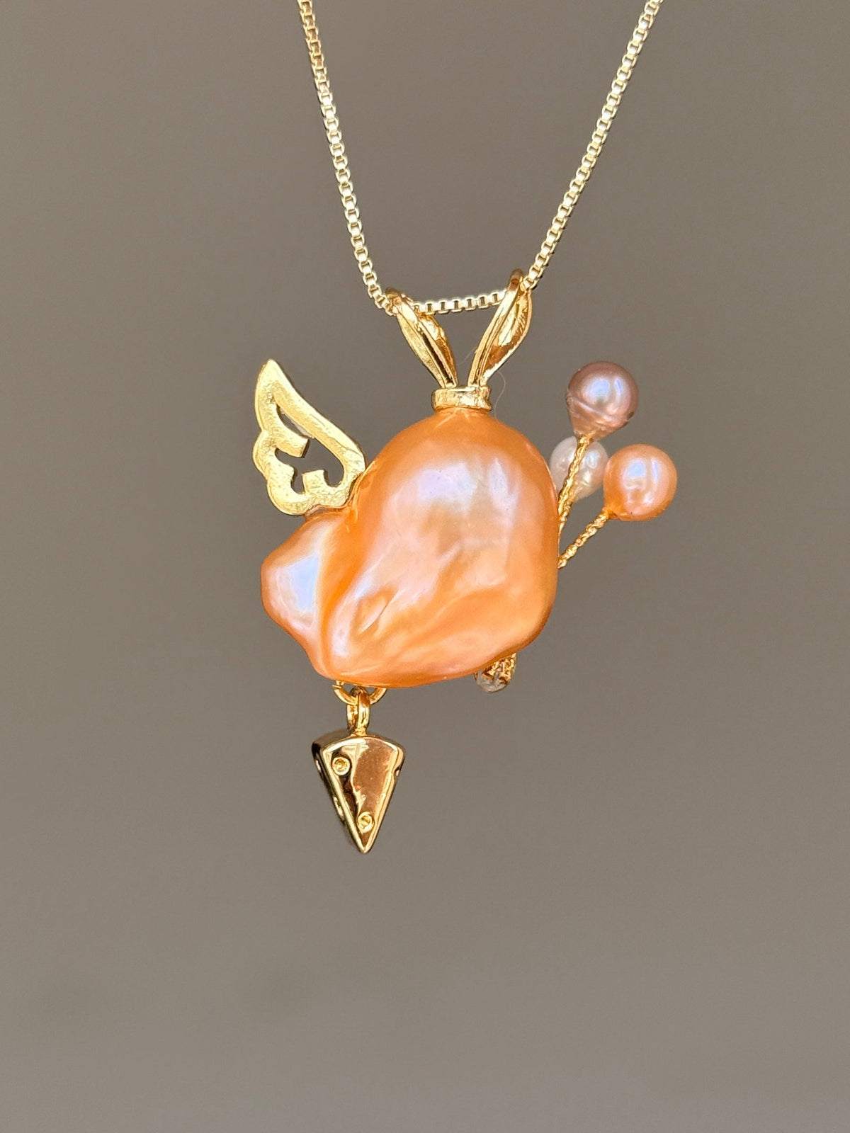 Balloon Bunny Sprite Baroque Pearl Necklace SKUE905