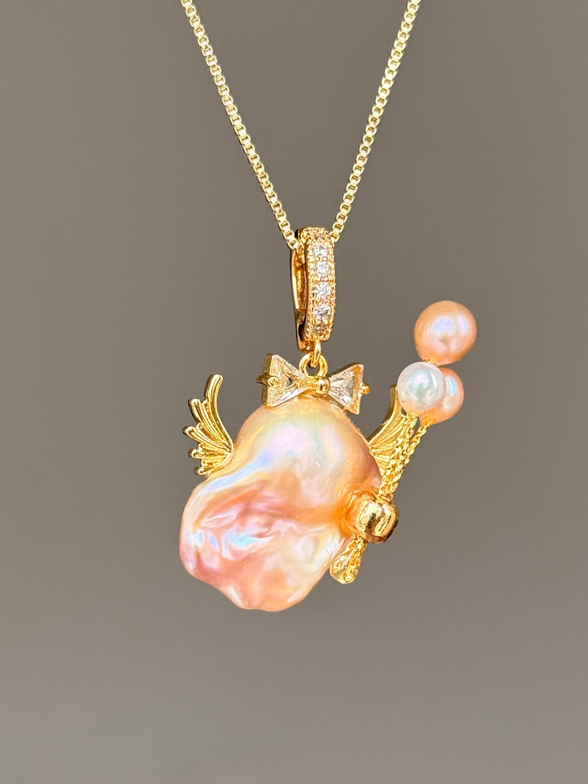 Balloon Wing Sprite Baroque Pearl Necklace SKUE325