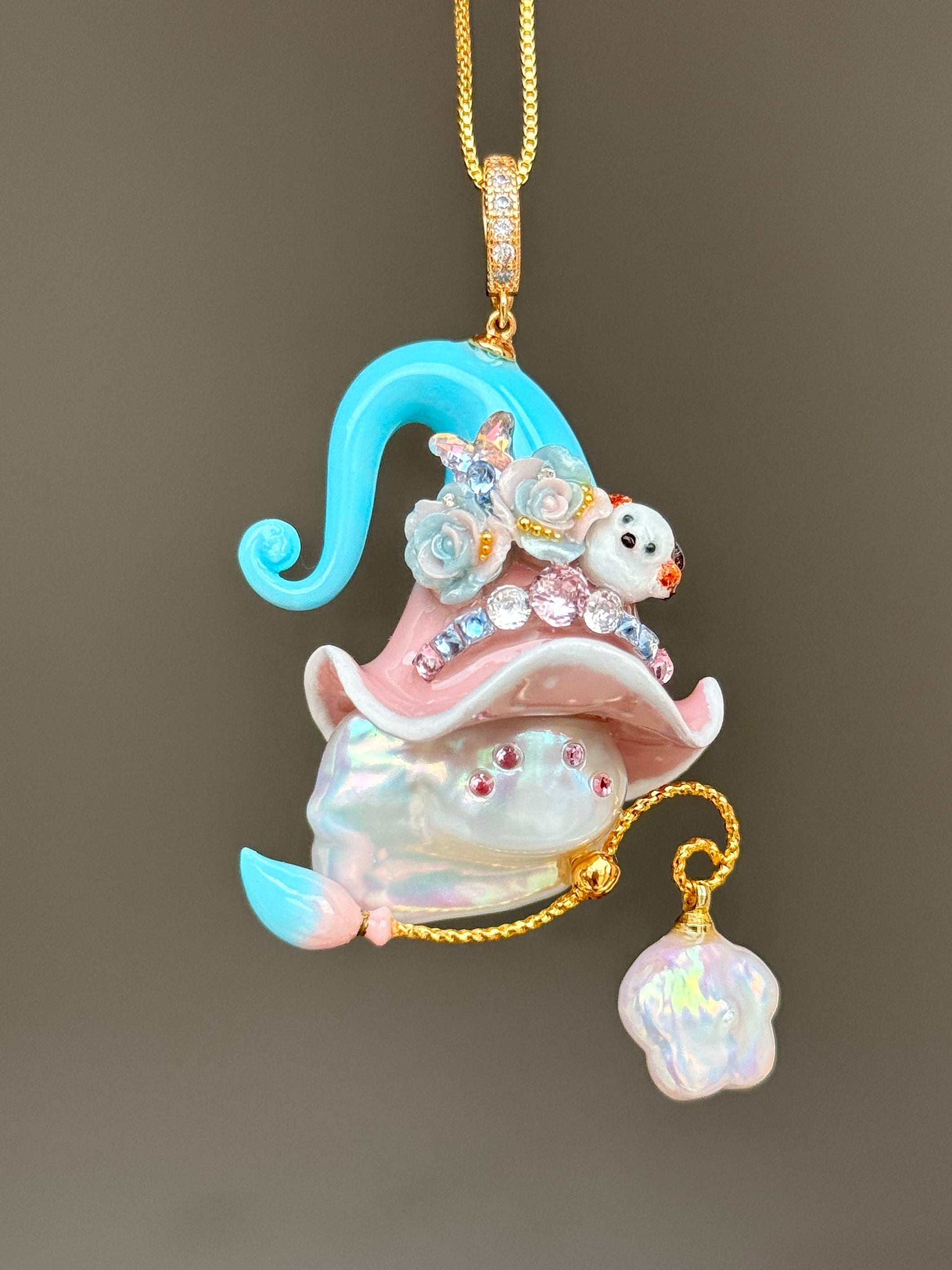Chickadee Sprite Baroque Pearl Necklace SKUE355