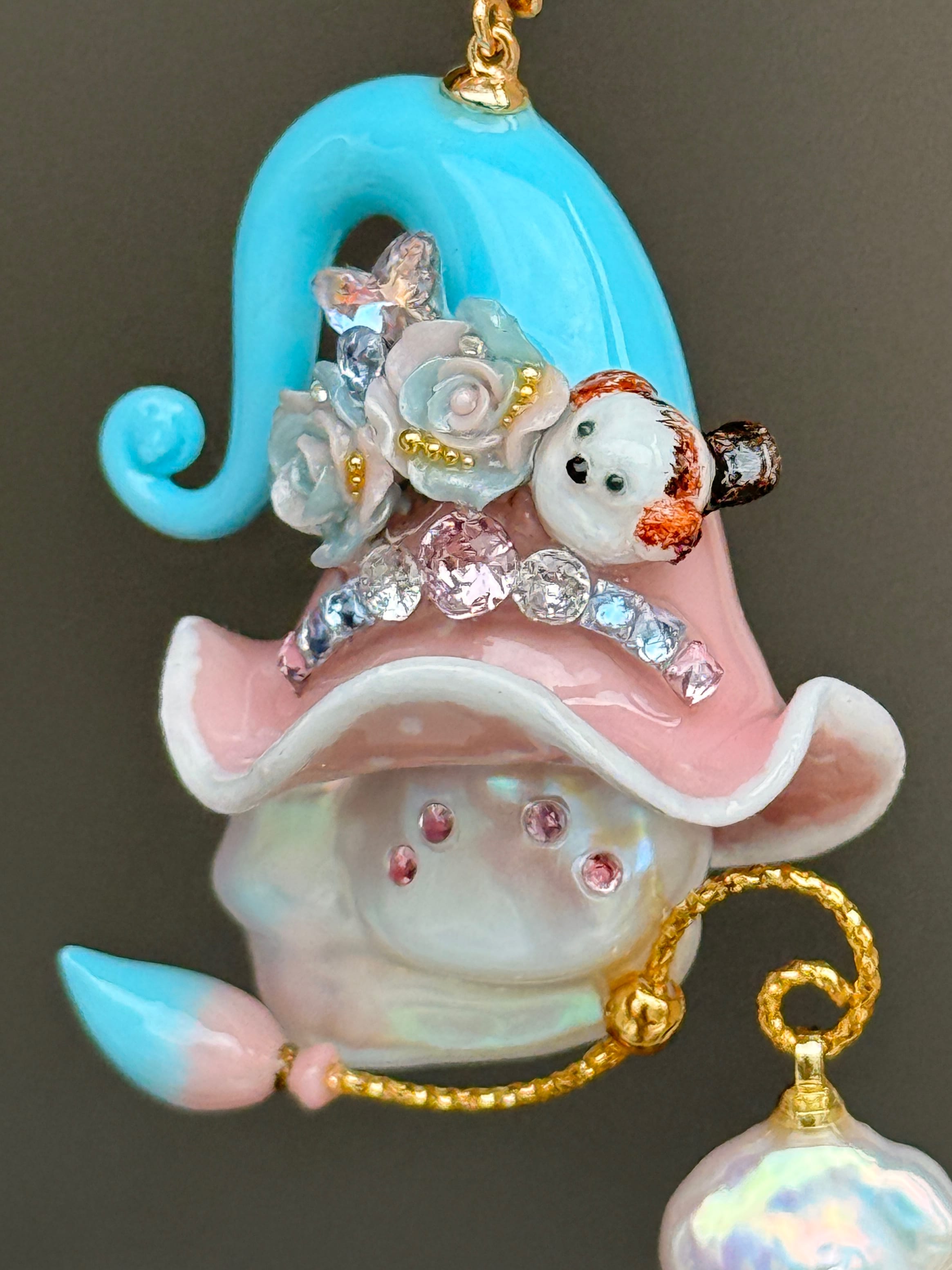 Chickadee Sprite Baroque Pearl Necklace SKUE355
