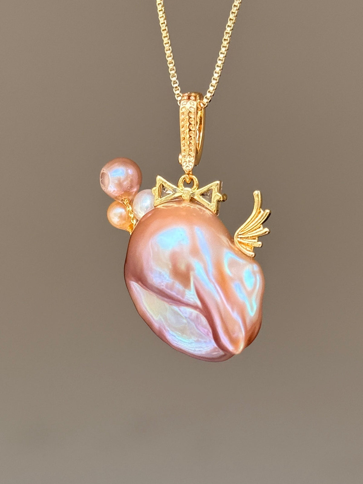 Balloon Wing Sprite Baroque Pearl Necklace SKUE886
