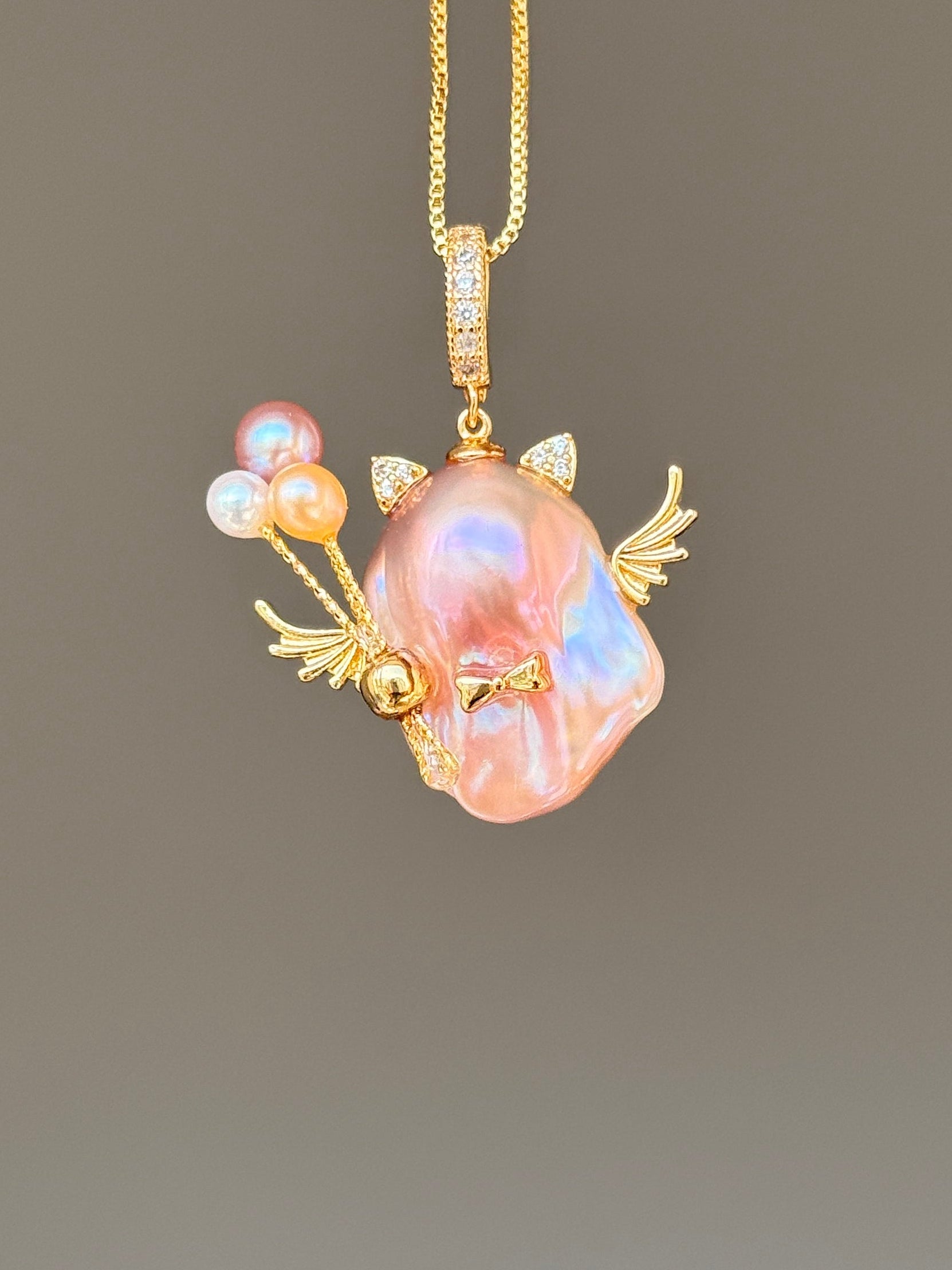 Winged Cherub Baroque Pearl Necklace SKUE111