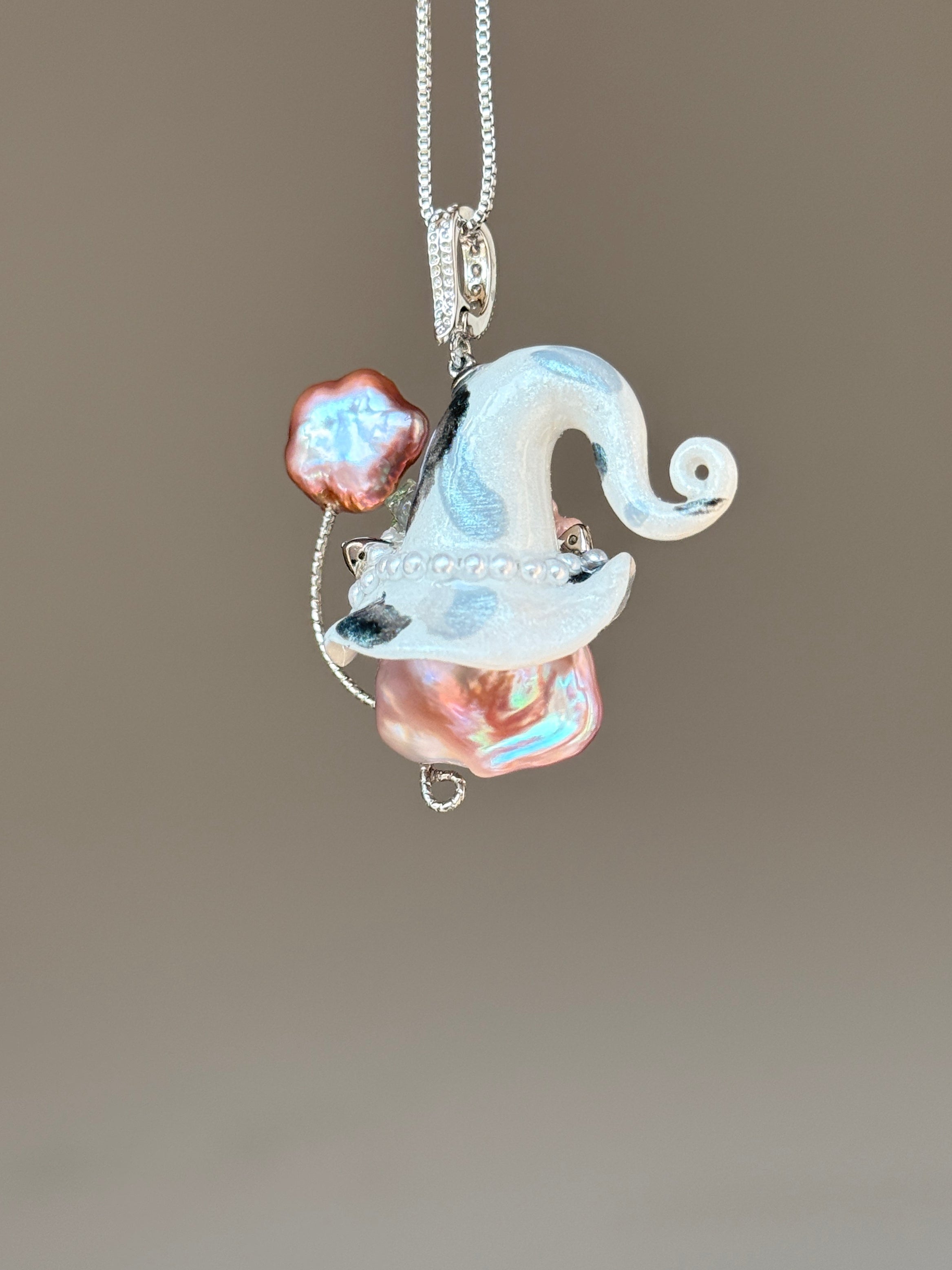 Shadow Calico Sprite Baroque Pearl Necklace SKUE57