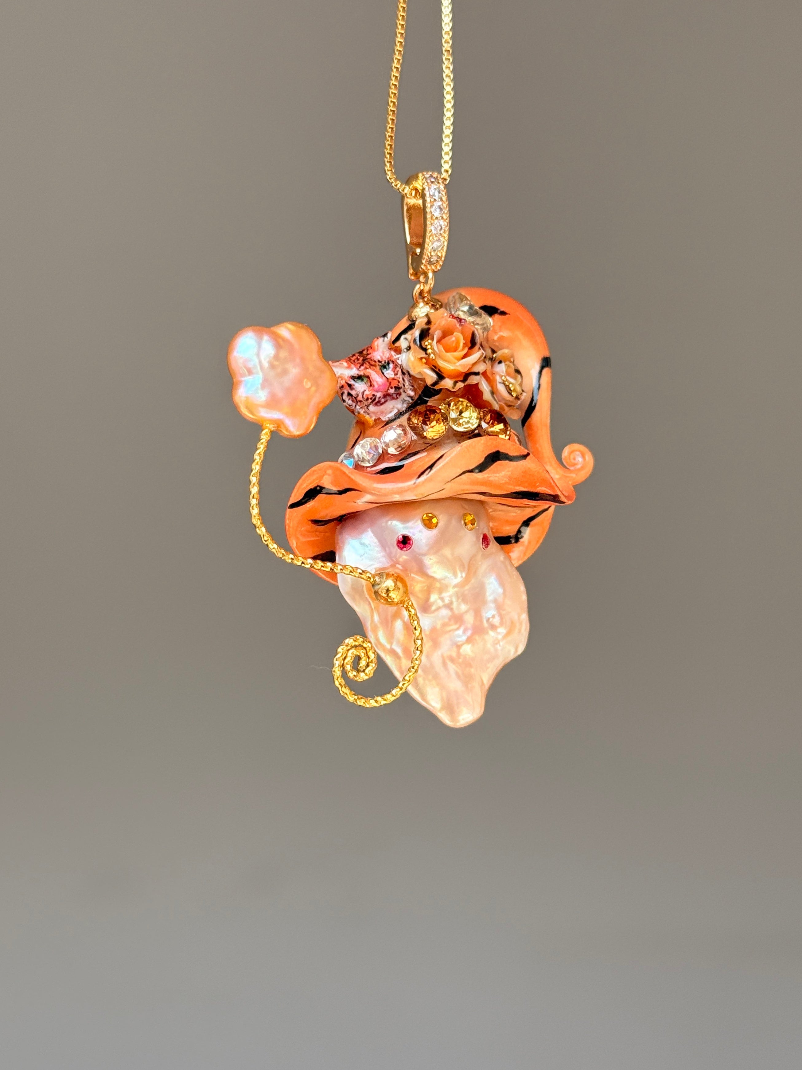Tiger Stripe Sprite Baroque Pearl Necklace SKUE23