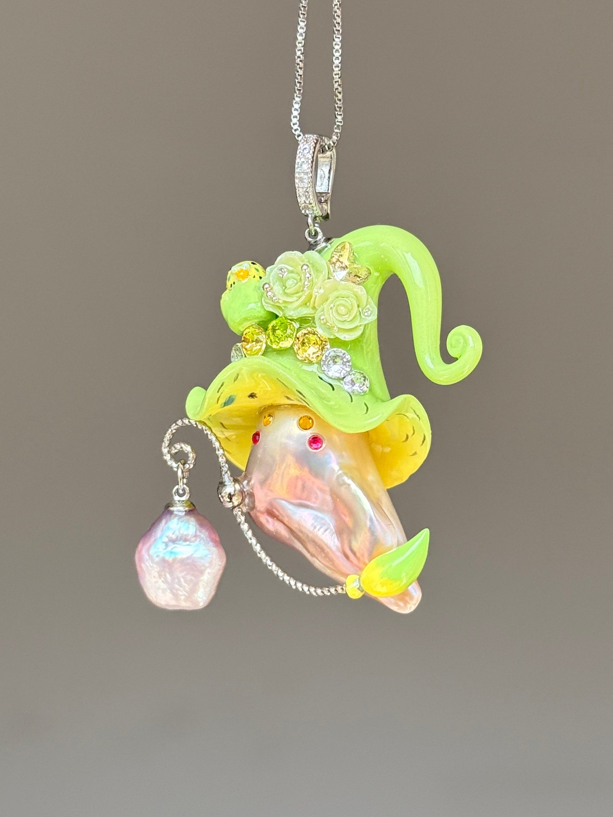 Emerald Parrot Sprite Baroque Pearl Necklace SKU1171P1553