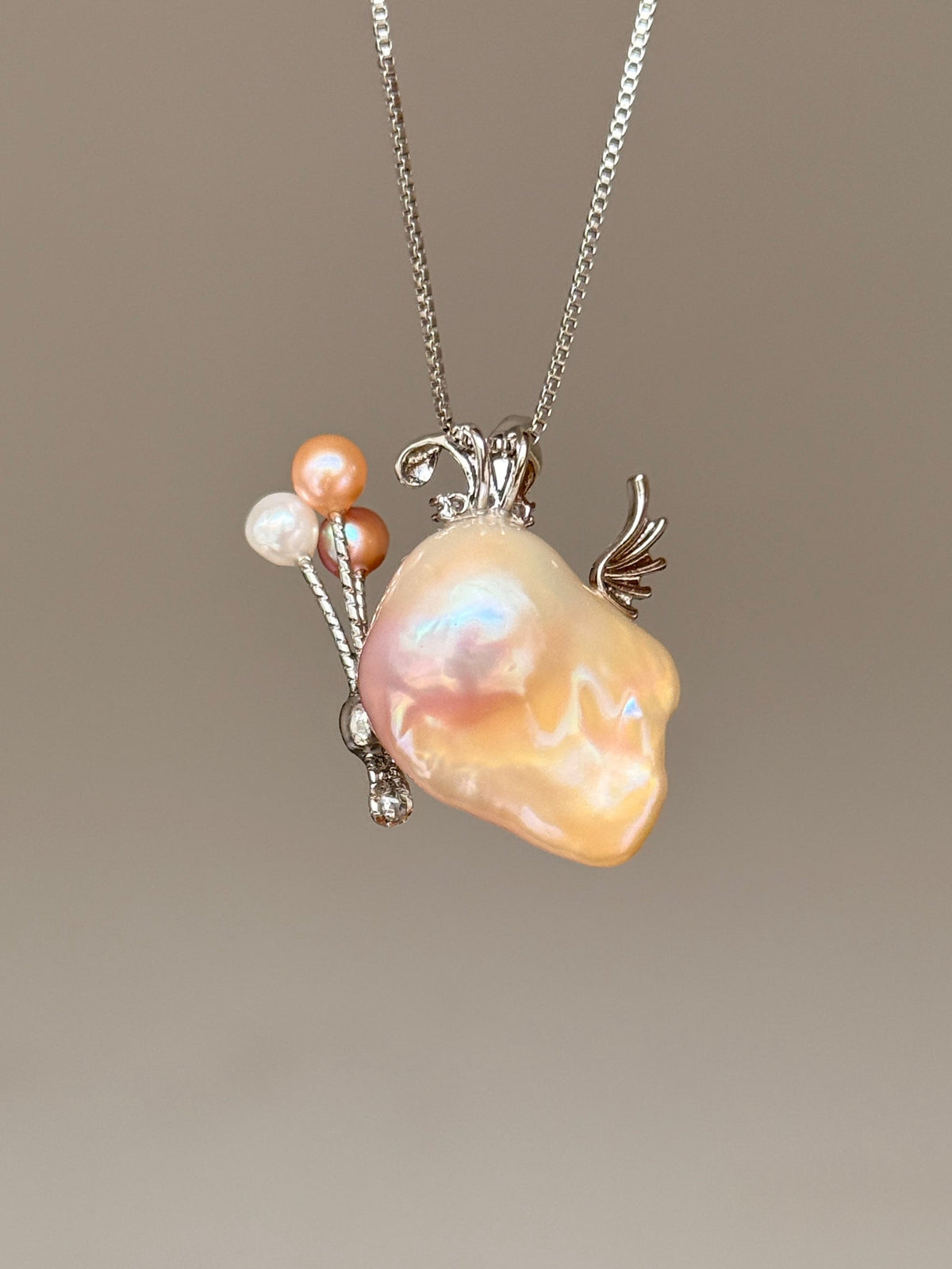 Balloon Wing Sprite Baroque Pearl Necklace SKUE89