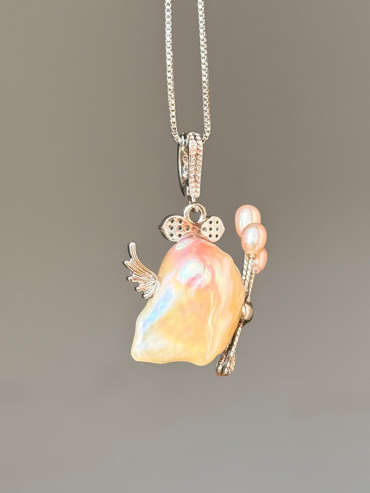 Balloon Wing Sprite Baroque Pearl Necklace SKUE249