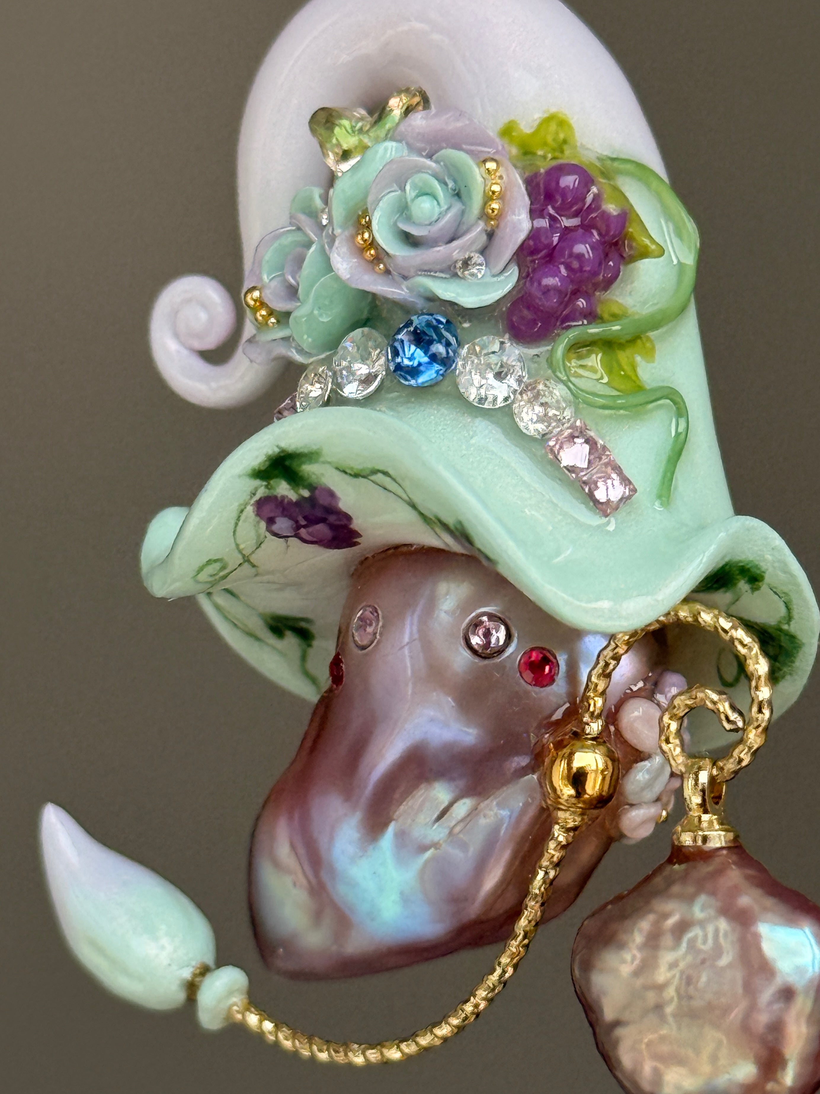 Grape Daydream Hat Charm Baroque Pearl Necklace SKU887P1105