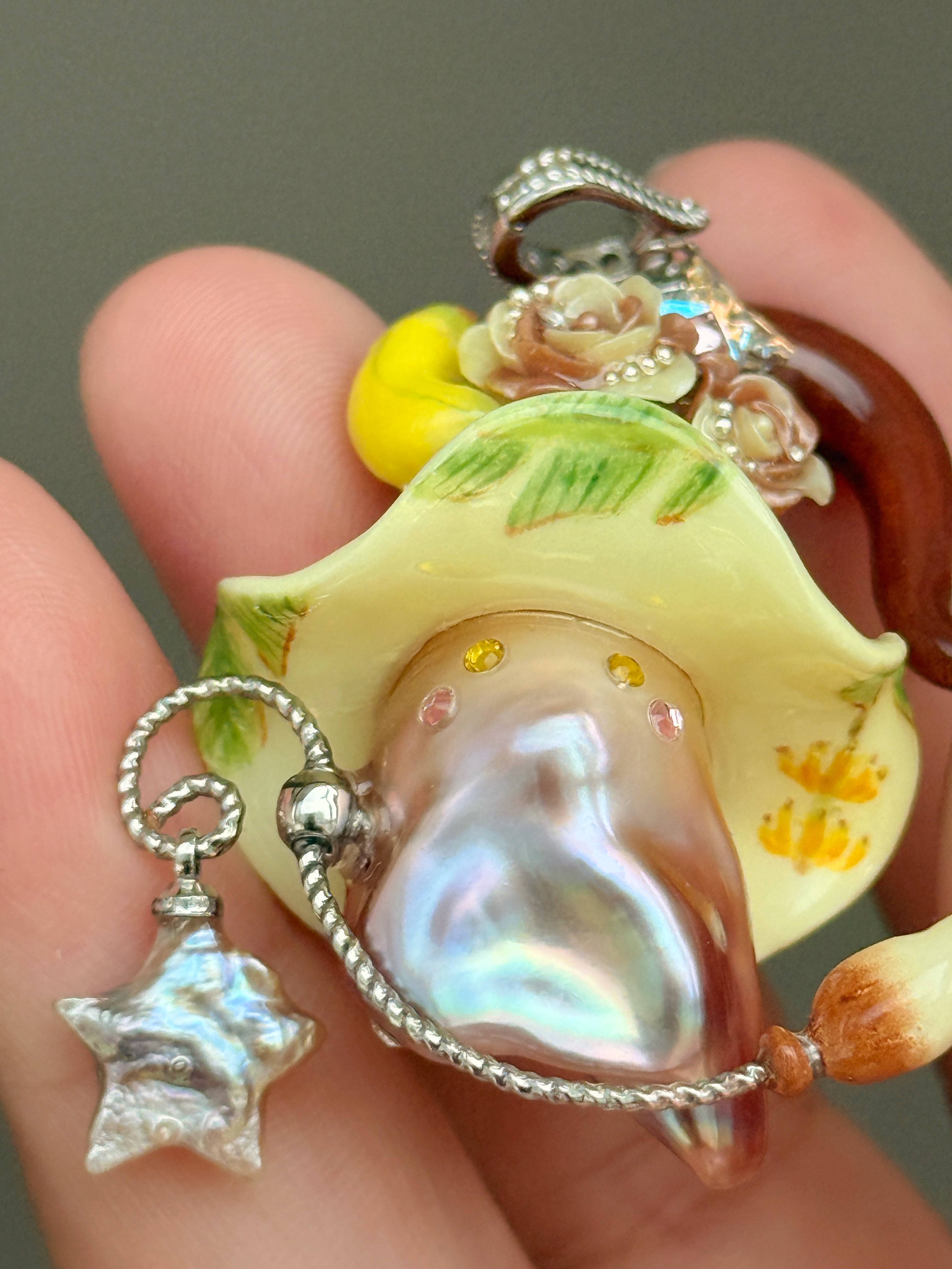 Banana Bloom Sprite Baroque Pearl Necklace SKU156P180