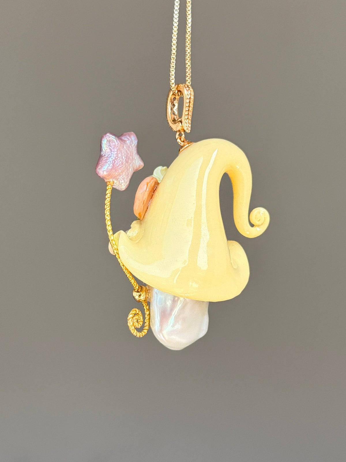 [PIECE02] Cookie Sprite baroque pearl necklace with cookie-inspired hat, sculpted cookie detail, pastel floral accents, sparkling stones, silver wand, and natural baroque pearl