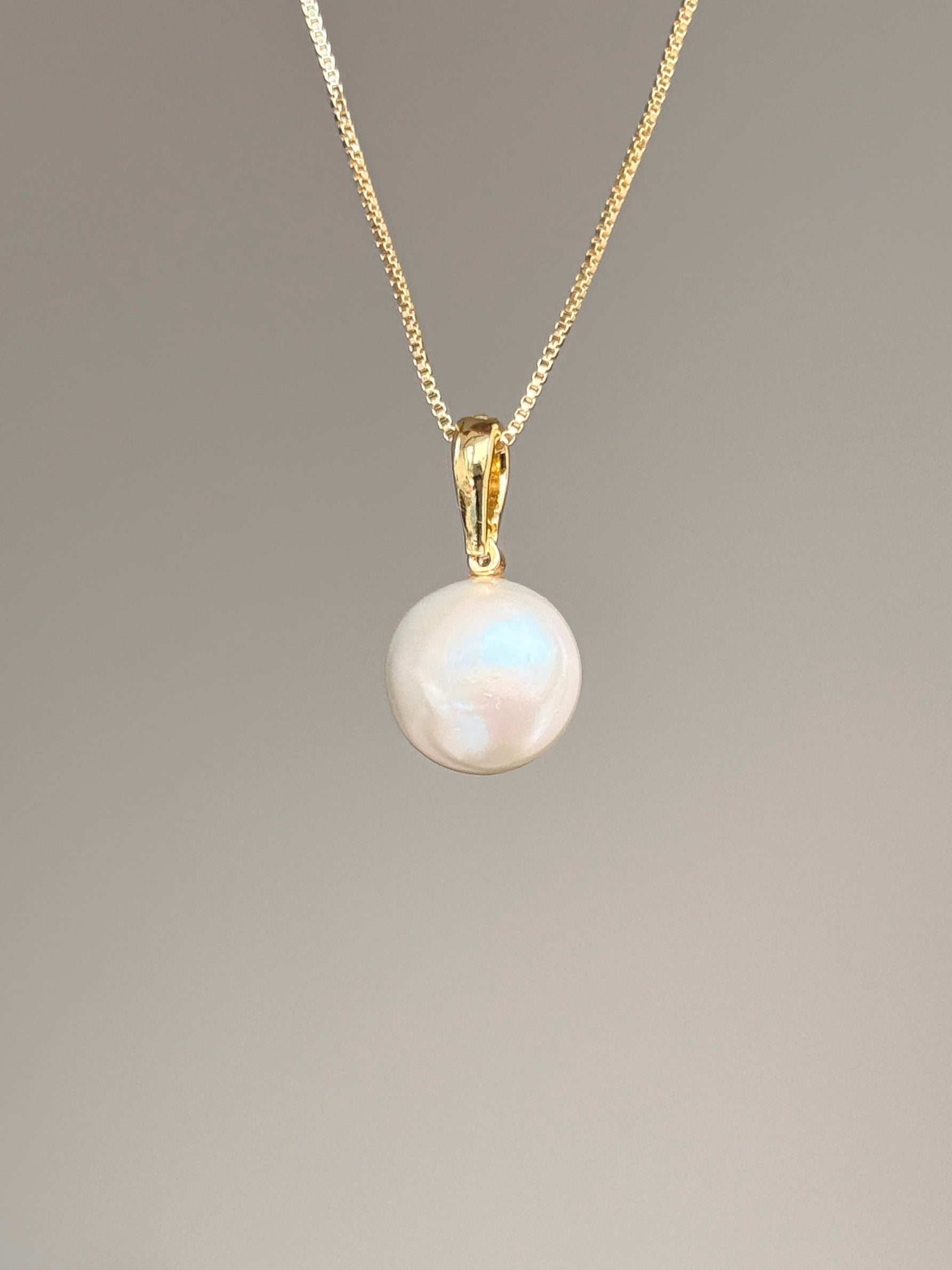 Prancing Fawn Button Baroque Pearl Necklace SKUO8