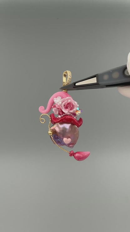 Hat Charms – Hand-Sculpted Mini Hat Pearl Necklace 369P587