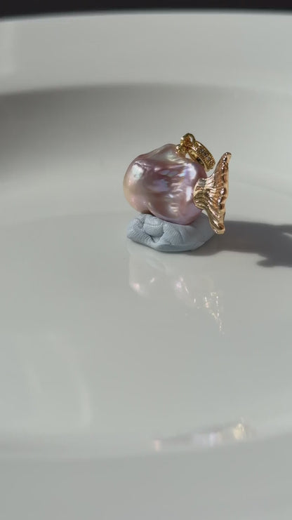 Pearl Accents – Baroque Pearl Necklace Signature Sets