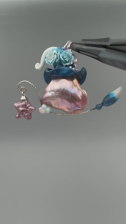 Hat Charms – Hand-Sculpted Mini Hat Pearl Necklace