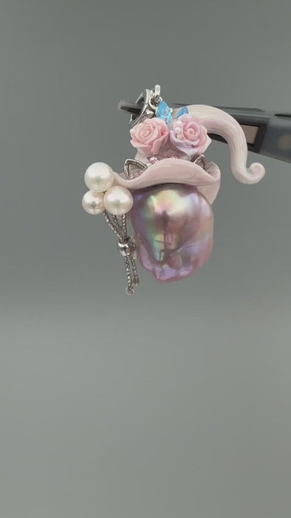 Hat Charms – Hand-Sculpted Mini Hat Pearl Necklace 289P327