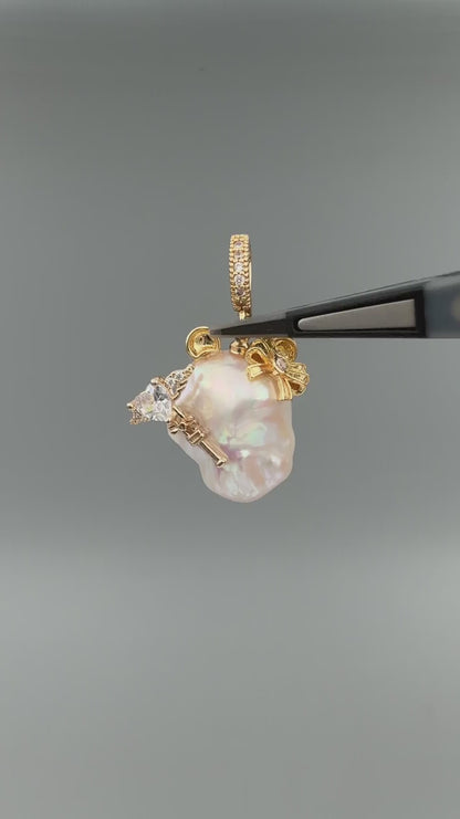 Pearl Accents – Baroque Pearl Necklace Signature Sets