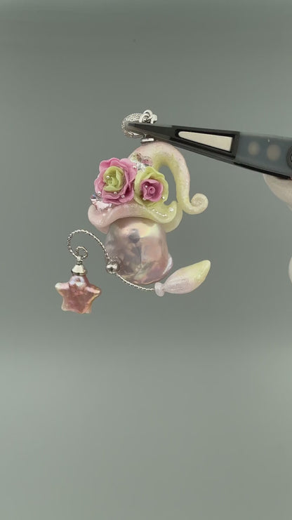 Hat Charms – Hand-Sculpted Mini Hat Pearl Necklace 199P322