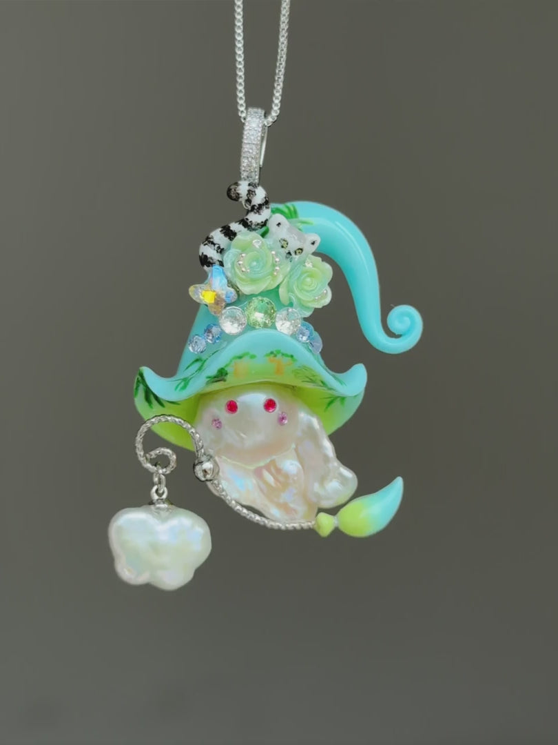 Ring-Tailed Lemur Sprite Baroque Pearl Necklace SKUE479