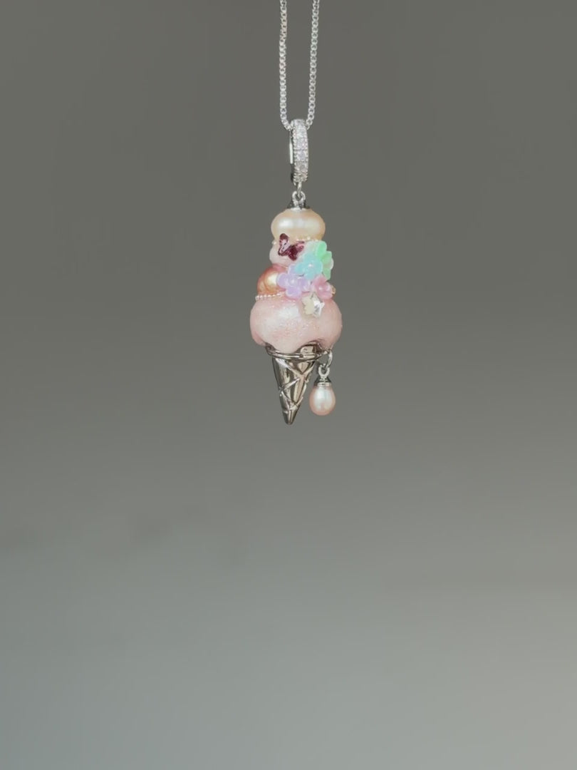 Berry Bloom Scoop Baroque Pearl Necklace SKUCR27