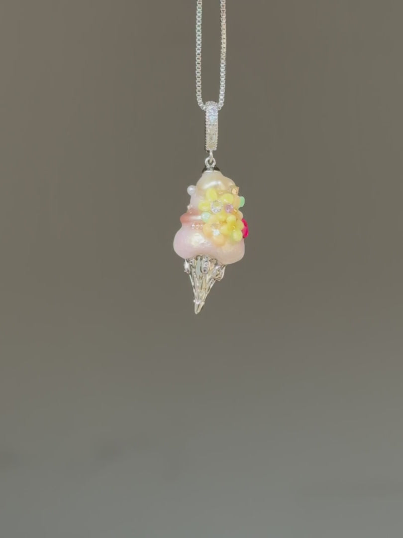 Golden Daisy Scoop Baroque Pearl Necklace SKUCR37