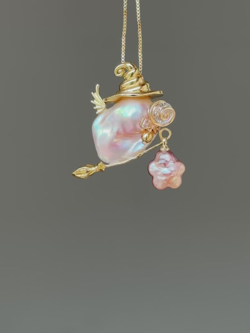 Golden Spellkeeper Baroque Pearl Necklace SKUE113